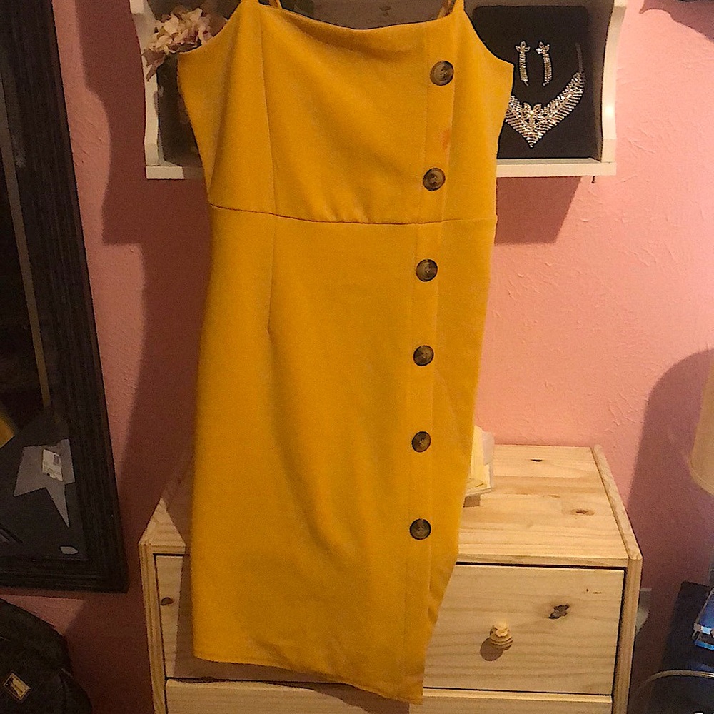 Yellow dress